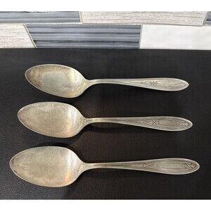 Peerless SilverPlate "Lorain" Antique Serving Spoons Set of 3